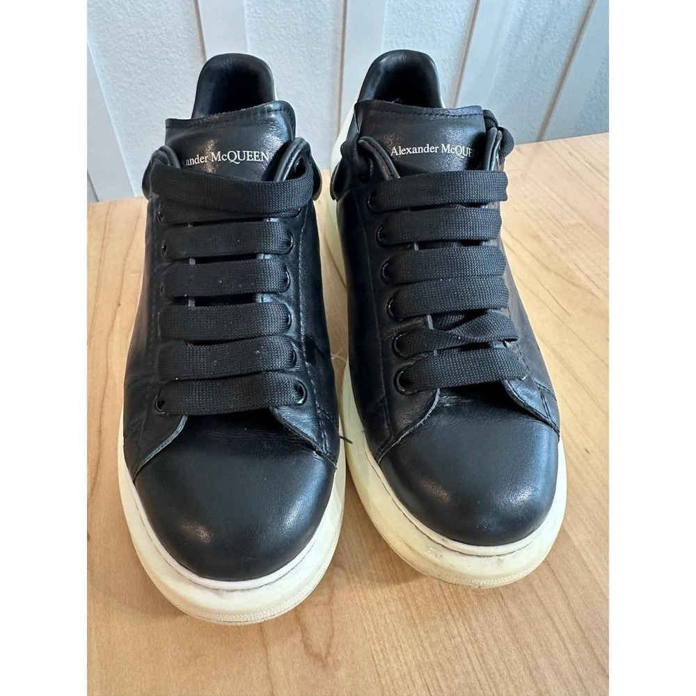Alexander McQueen Oversized Sneaker Black And White US Size 8